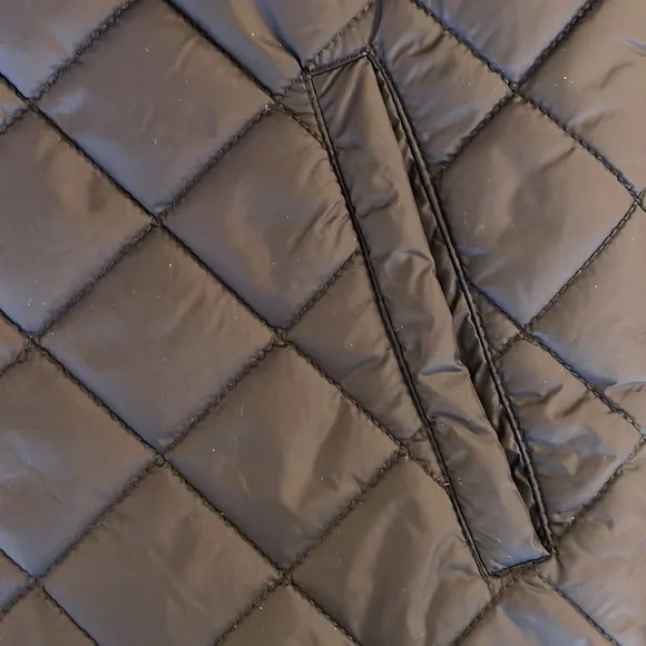 Club Room Quilted Navy Vest (S) - Only Worn Once! - Picture 2 of 5